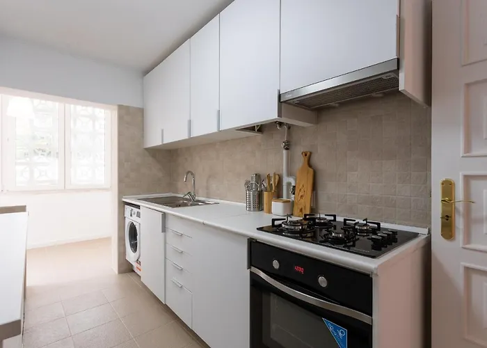 Mhouse Lease Cascais 3Br Sea & Center Апартаменты *